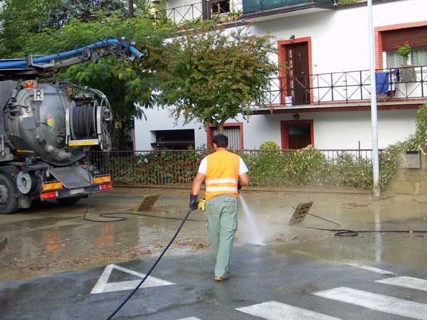 Pulizia strade e piazzali gal